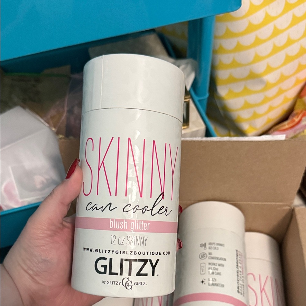 Glitz Blush Glitter Can Cooler
